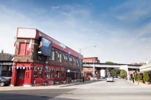 Irish Pub in Chicago Neighborhood